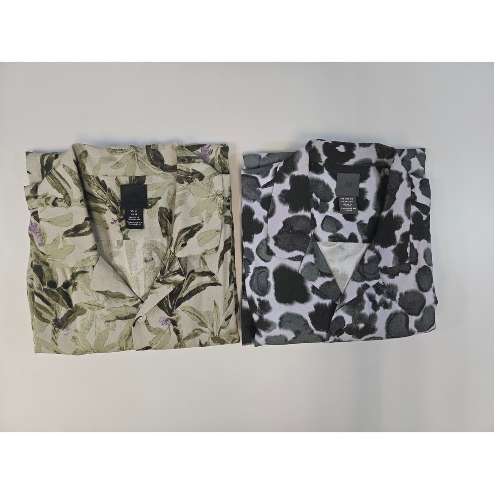 H&M 2pk Bundle Mens Short Sleeve Button Up Shirt Palm Tree Leopard Print Size M